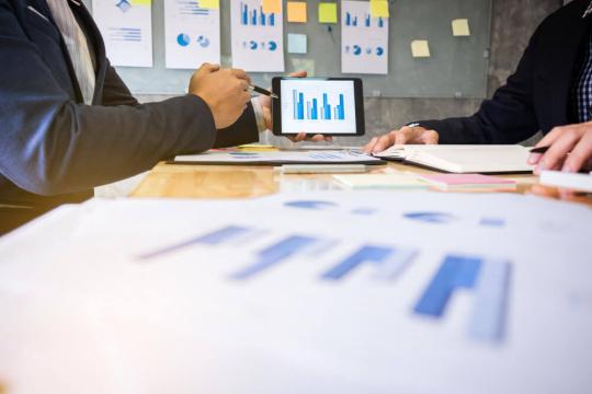 多家餐饮连锁计划于2025年关闭门店 以应对行业低迷