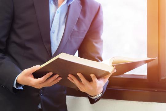 想了解全球化对经济影响的书籍推荐：适合希望系统理解贸易、产业与金融格局的读者