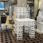 “机器人，帮我做把椅子”——基于AI的多组件物体设计与制造系统