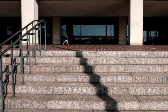 工会人士批评美国劳工部社交媒体用语，称与纳粹口号相似引发担忧