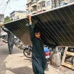 原油飙升与供应受阻之际 巴基斯坦“草根式”太阳能转型缓解能源压力