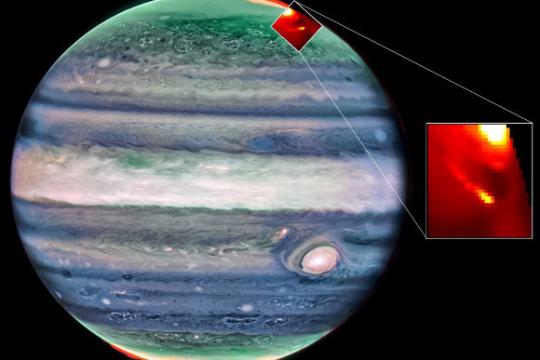 韦伯望远镜首次解析木星伊欧与欧罗巴极光足迹物理特性