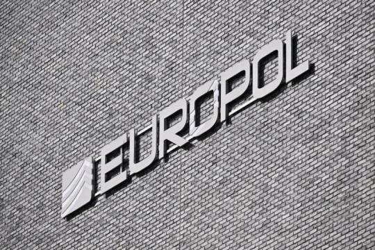 欧洲多国警方联合打击DDoS租用服务 向约7.5万人发出警告邮件