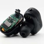 耳塞内置微型摄像头：与AI对话获取实时场景信息