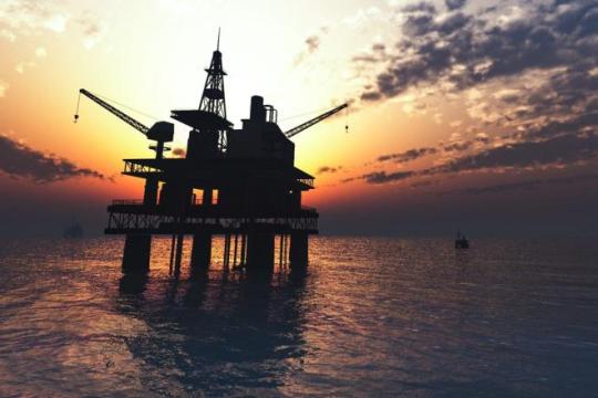 黄金白银走强后油价反弹：原油上涨或令比特币面临压力