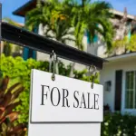 佛罗里达豪宅热推高迈阿密楼市，民调显示生活成本压力促使部分居民考虑外迁