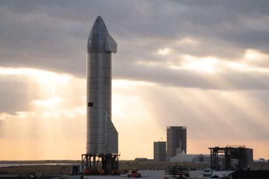 马斯克更新星舰2026年首飞时间表：目标3月初在德州发射