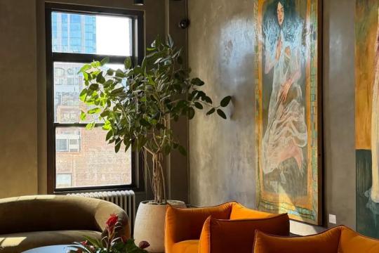 客户间隙注射肉毒杆菌，成了新的咖啡休息时间