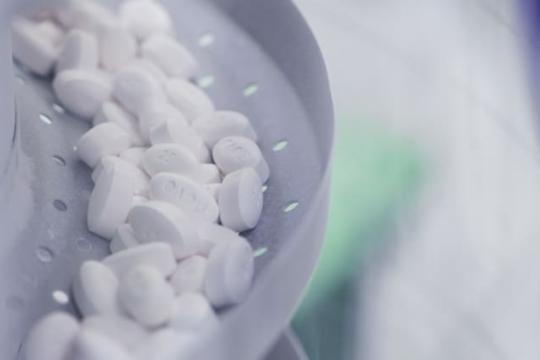 辉瑞称实验性肥胖注射剂中期试验显示月度给药潜力