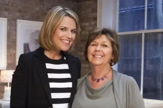 《今日秀》联合主持萨凡纳·格思里首次接受采访，谈及母亲失踪事件