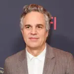 马克·鲁法洛指出许多人“害怕”签署反对派拉蒙特-华纳兄弟合并的信件：“这种恐惧并非没有道理”