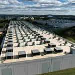 桑德斯与奥卡西奥-科尔特斯提出法案，拟暂停新建人工智能数据中心