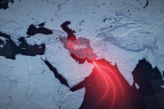 美国拟封锁霍尔木兹海峡 原油飙升下美股窄幅分化