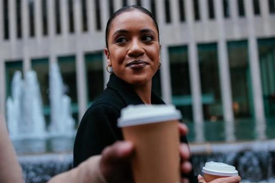 研究称早晨饮用咖啡或与更低死亡风险相关