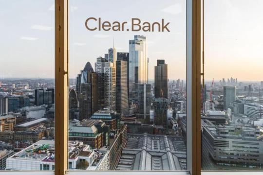 ClearBank获MiCA批准，计划引入Circle欧元与美元稳定币服务机构客户