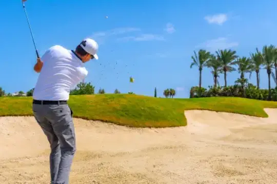 我走访过全球200多个高端高尔夫球场：初学者常犯的8个错误