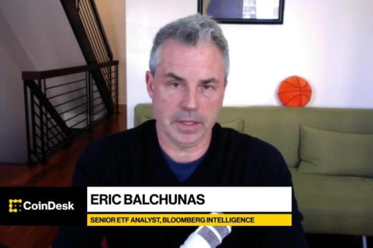 彭博分析师：比特币回撤逾40%期间 现货比特币ETF资金流出约6.6%