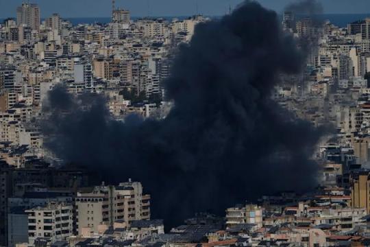 特朗普称对伊朗军事行动或“短期远征” 并警告或实施更强打击