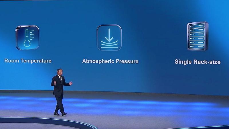 ntt prs.akirashimada mwc keynote9.jpg