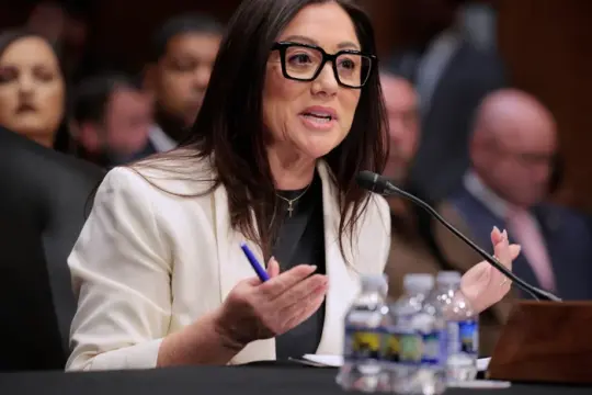 员工批评特朗普政府劳工部长任内“持续动荡”，查韦斯-德雷默辞职称遭“深层政府”抹黑