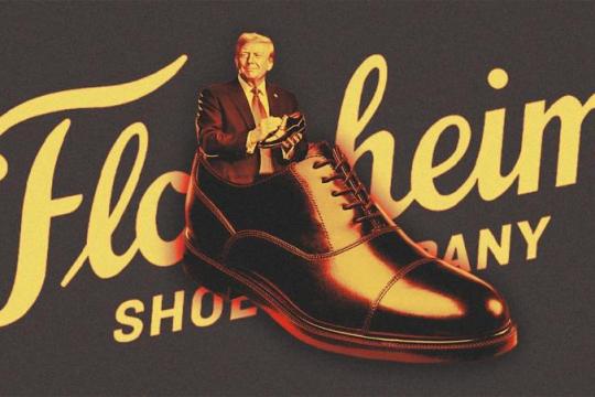 “弗洛尔谢姆门”走红：特朗普送鞋引发轻量级品牌风波