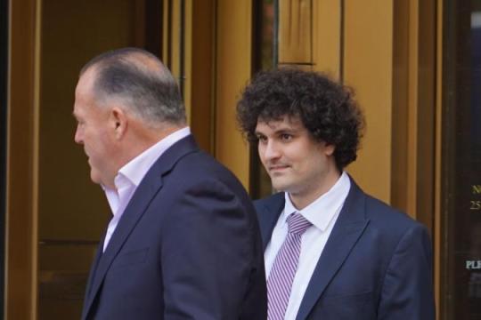 检方在班克曼-弗里德重审动议中质疑一封“狱中来信”真实性