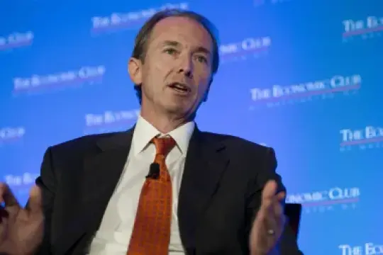 迪士尼董事长称董事会迅速否决了联合首席执行官方案——“有些成功，更多失败”