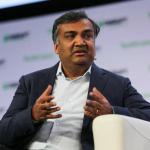 YouTube首席执行官：头部创作者“长期不会离开自己的平台之家”