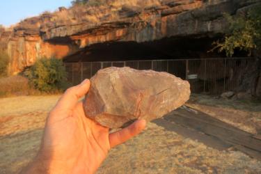 研究称早期人类或在约179万年前有意将火带入南非洞穴