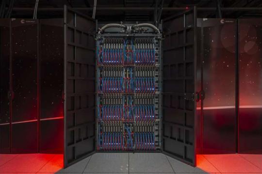 Photon框架：在艾级规模上自动发现AI漏洞