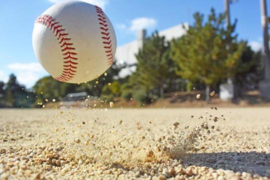 比特币涨势落后于黄金白银，分析称订单簿结构或成关键掣肘