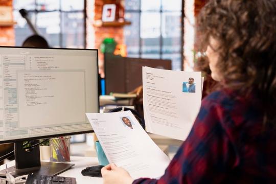 求职者在美起诉Eightfold AI：指控其在不知情情况下对简历打分并向雇主提供排名