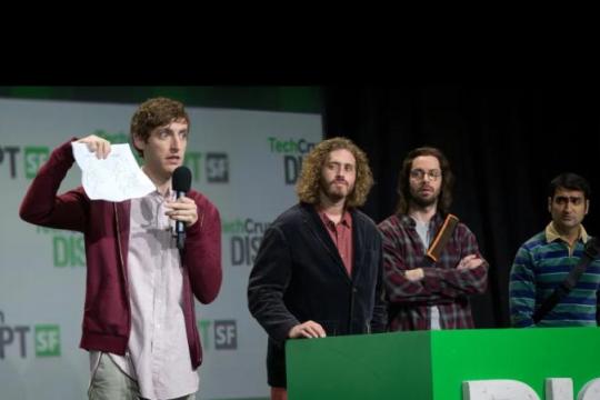 谷歌发布TurboQuant内存压缩算法 被指与美剧《硅谷》“吹笛人”相似