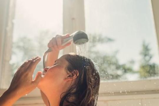 多久洗一次头发最合适？