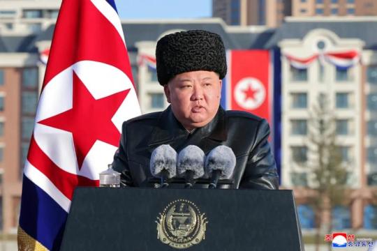网传视频显示招聘方以辱骂金正恩方式识别疑似朝鲜假IT求职者