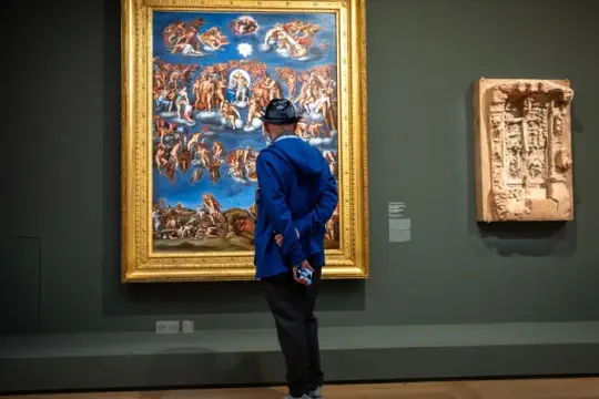赫斯特：无摩擦体验的承诺正在压缩反思空间，人工智能热潮引发担忧