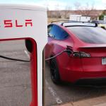 特斯拉筹备销售无方向盘车型之际，其自动驾驶功能遭遇更严密调查