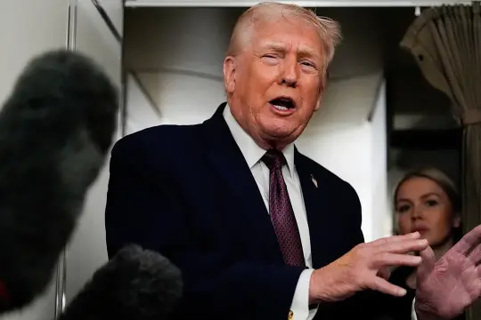 特朗普将赴底特律福特工厂宣介制造业政策