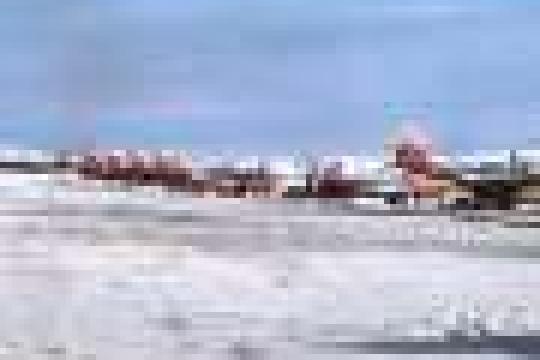 格陵兰图勒基地往事：冷战秘密军事工程与因纽特社区被迫迁移