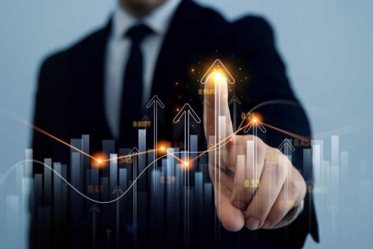 GOOGL、NVDA等个股短铁秃鹰机会一览：Barchart 3月18日筛选结果