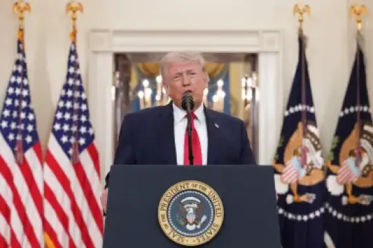 唐纳德·特朗普阐述对伊朗开战理由，但对战争何时结束缺乏具体说明