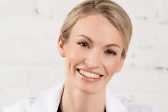 你的蛋白质摄入目标可能严重偏差，一位医生教你如何调整以更好减脂