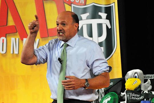 吉姆·克莱默重申看多英伟达：建议投资者“买入并持有”NVDA