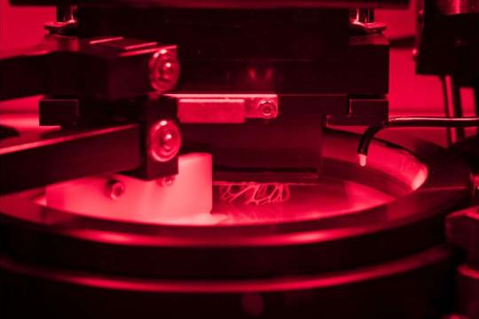 KIT开发通用粘结剂多材料3D打印系统，面向工业高性能零件