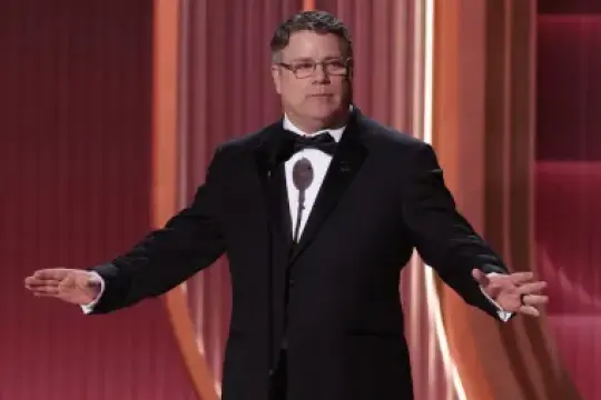 SAG-AFTRA主席肖恩·阿斯汀在演员奖颁奖典礼上表示工会领导层正“全力以赴”推动与AMPTP的新协议