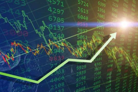 特朗普表态引发避险波动 迷你股指期货一度跌逾1.5%