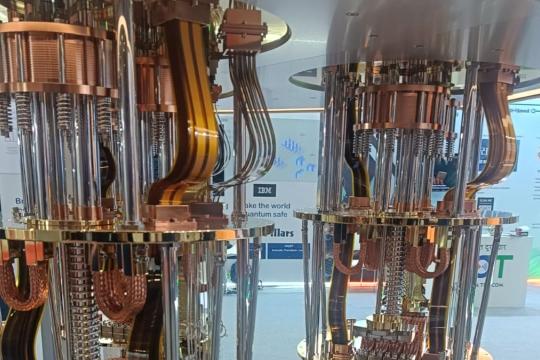 光驱动芯片加速走向应用，或成量子计算扩展关键接口