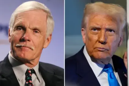唐纳德·特朗普悼念泰德·特纳，同时批评“觉醒”的CNN