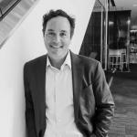 Match Group CEO推动内部透明文化：公开绩效评估与员工反馈机制