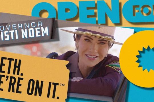 从州长到国土安全部长：克里斯蒂·诺姆饱受争议的公益广告轨迹